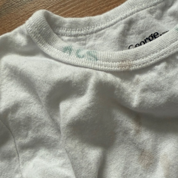 George Classic White Kids' Tee - Picture 4 of 6